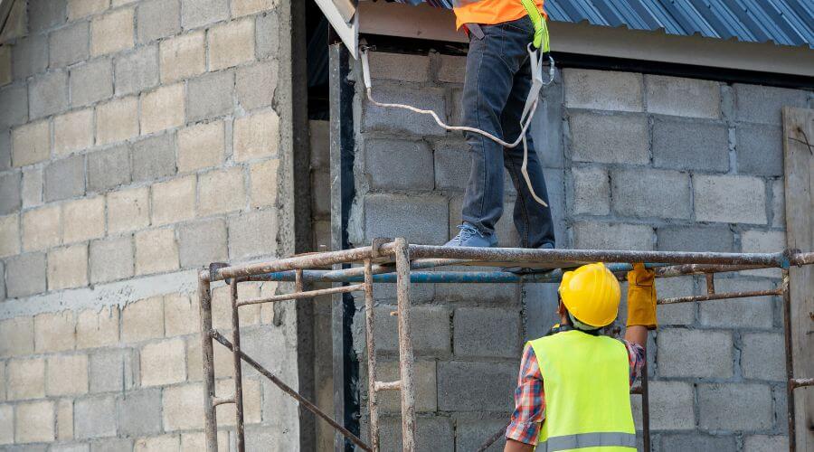 Expert Emergency Roof Repairs services in Mulberry, AR